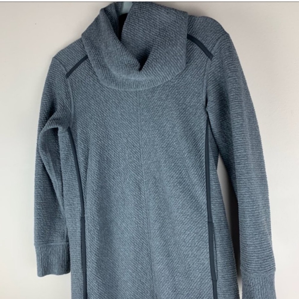 Lululemon On Repeat Dress, Gray, 4, NWOT - Picture 2 of 4